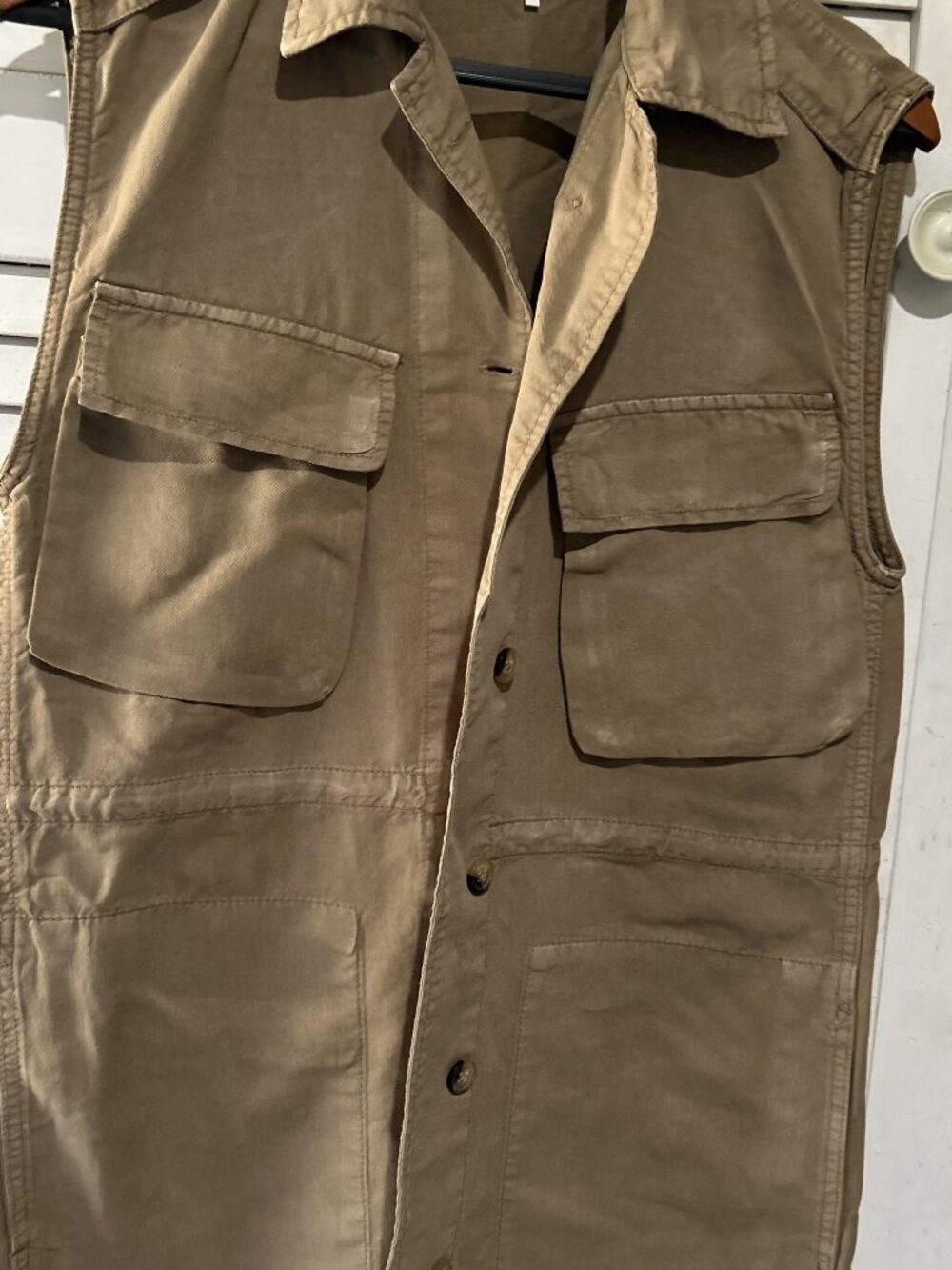 zara vest